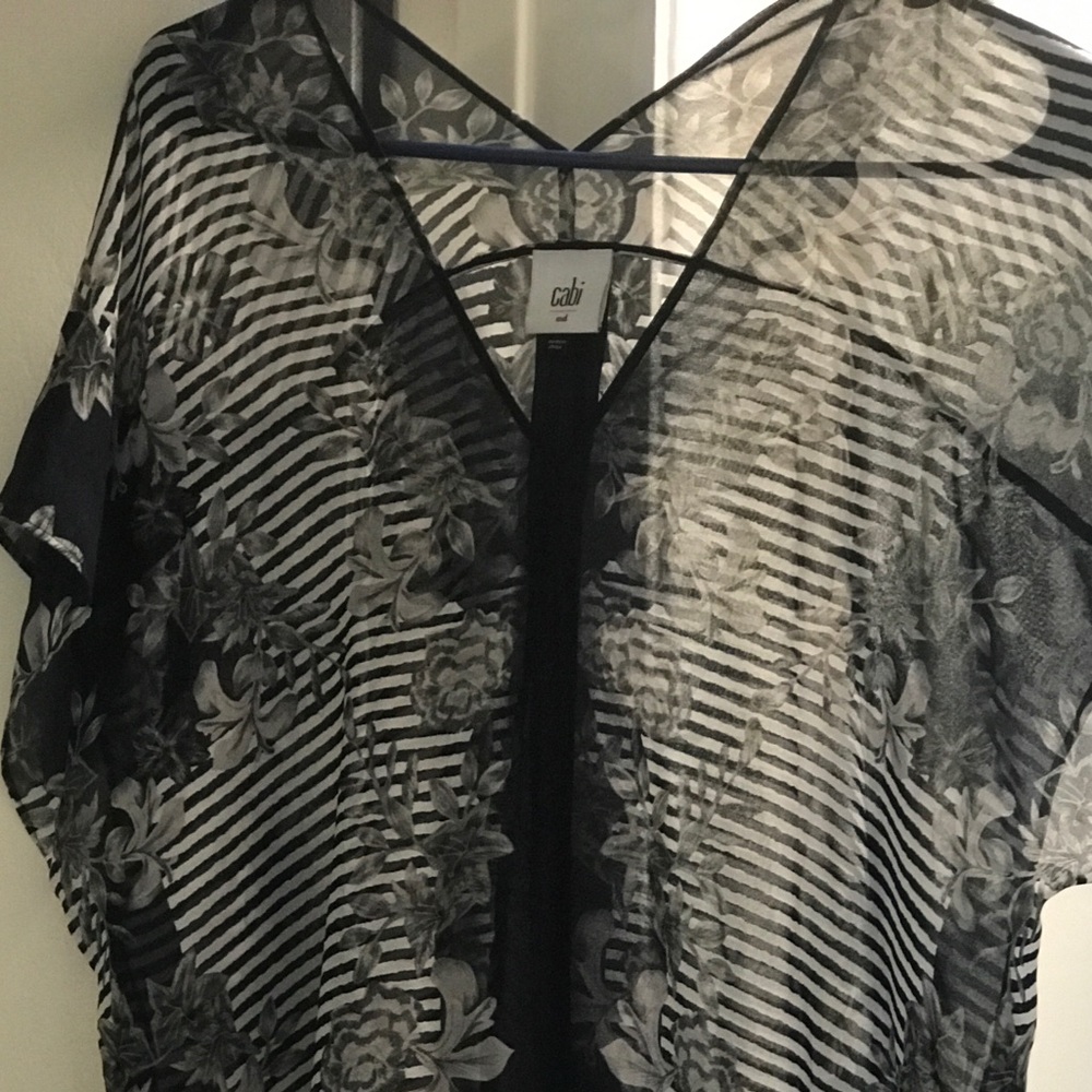 CAbi Size M Poncho Blouse
